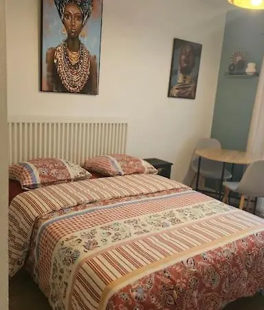 Apartment Avec Jardin Et Parking 04 *