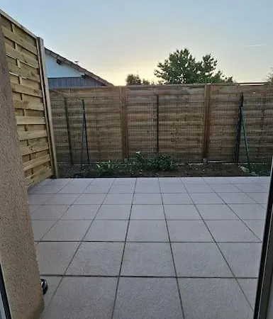 Avec Jardin Et Parking 04