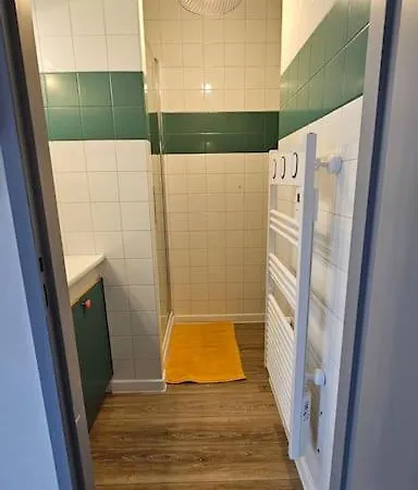 Avec Jardin Et Parking 04 Appartement *