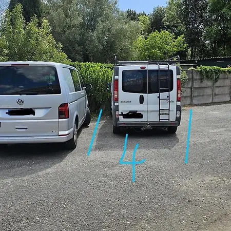 Avec Jardin Et Parking 04