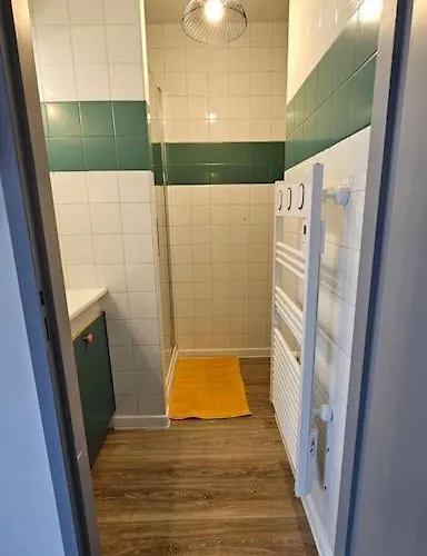 Avec Jardin Et Parking 04 Lejlighed *